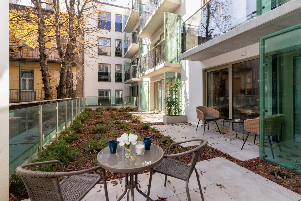 Studio Balcony